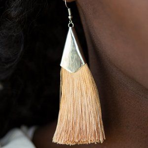 NWT In Full PLUME light brown and silver fringe fishhook back earrings
